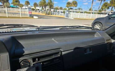 Mazda-b-series-1990-15