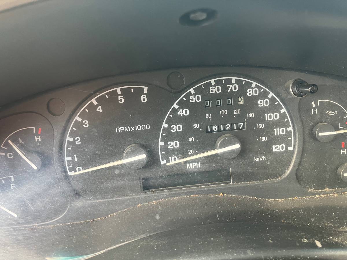 Mazda-b-series-1996-blue-12