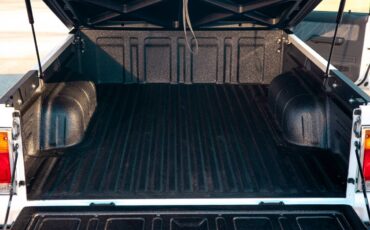 Mazda-b-series-b2200-short-bed-1991-white-23