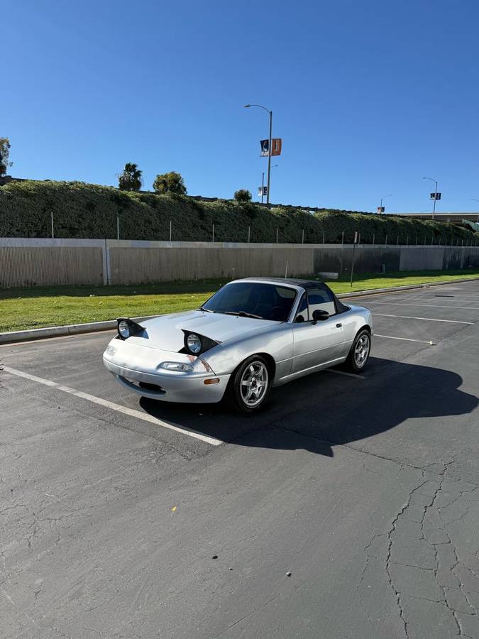 Mazda-miata-1992-silver-2