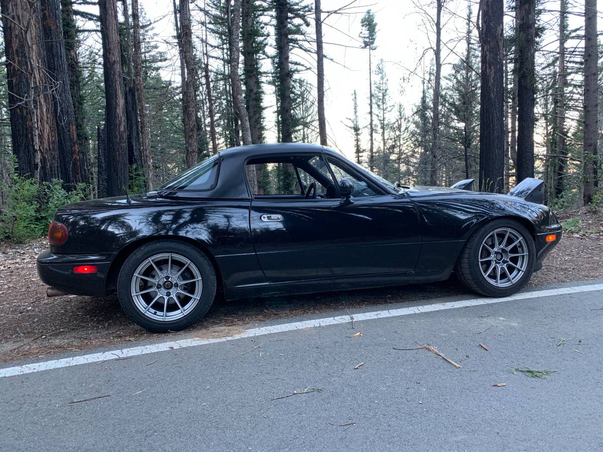 Mazda-miata-1995-black-15