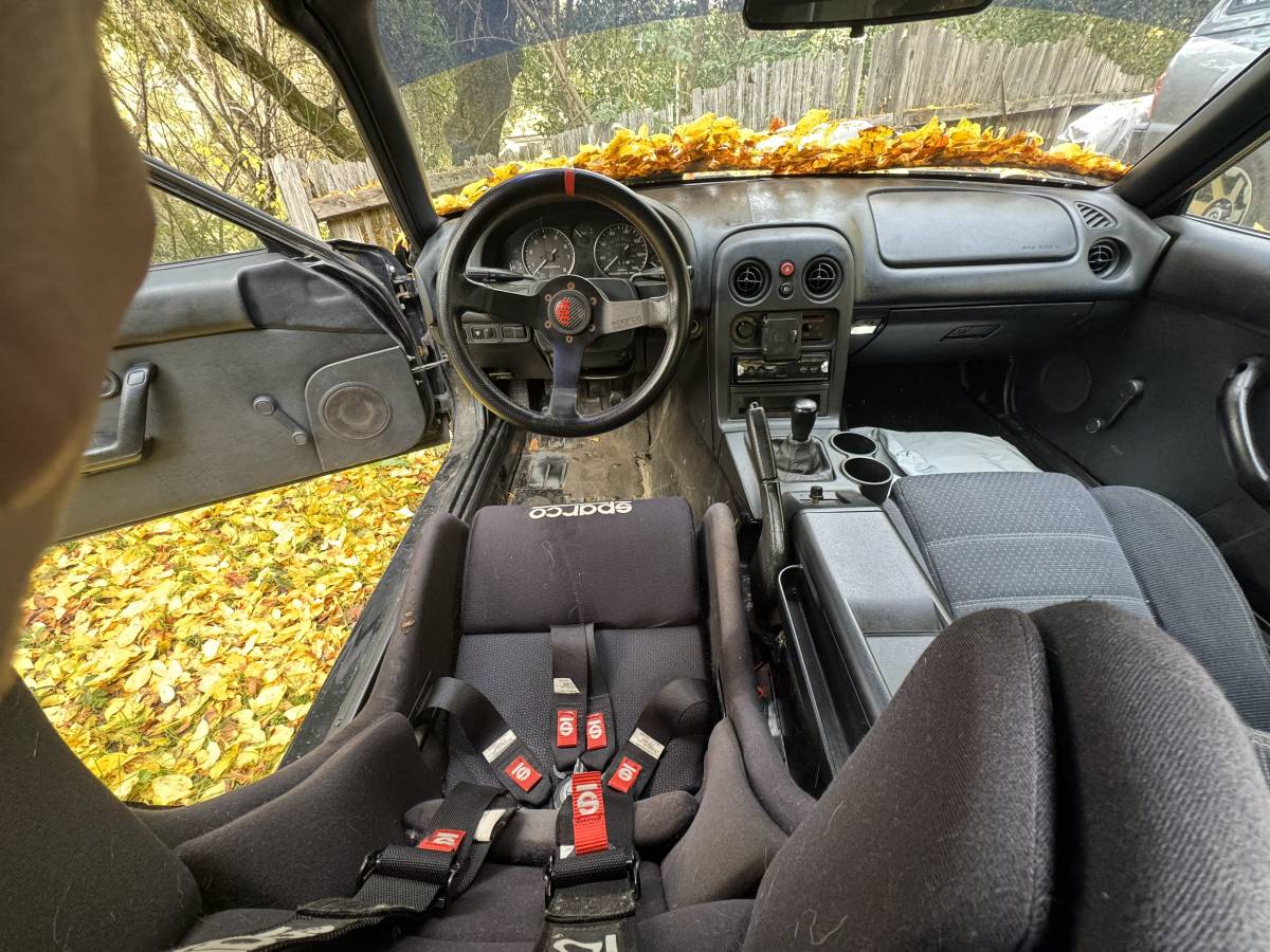 Mazda-miata-1995-black-6