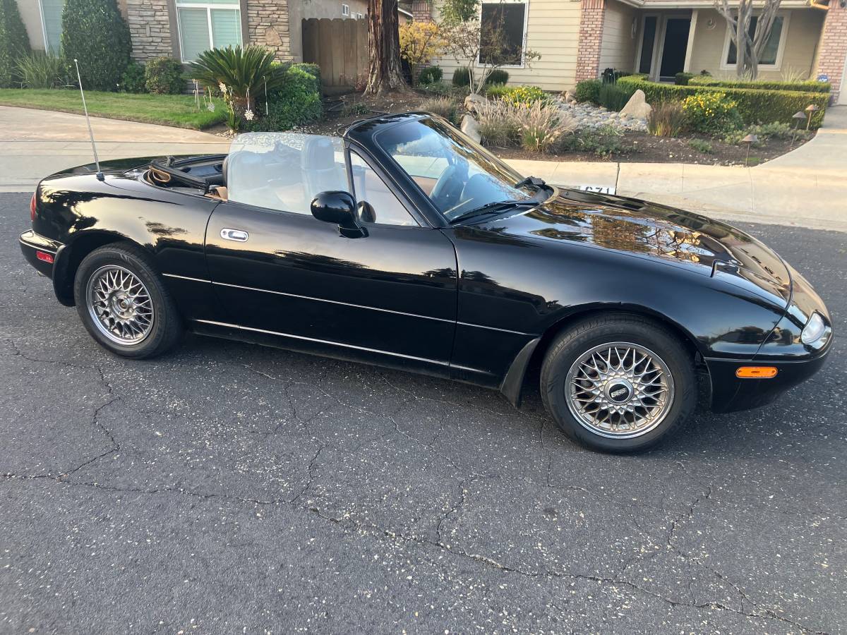 Mazda-mx-5-1992-black-2