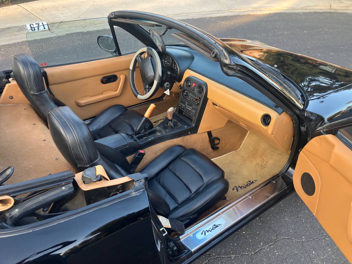 Mazda-mx-5-1992-black-4