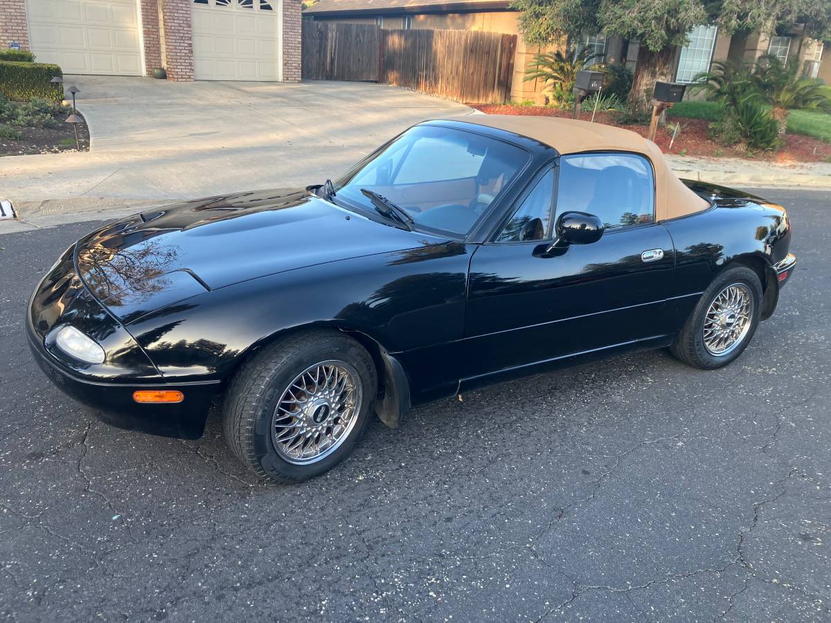 Mazda-mx-5-1992-black