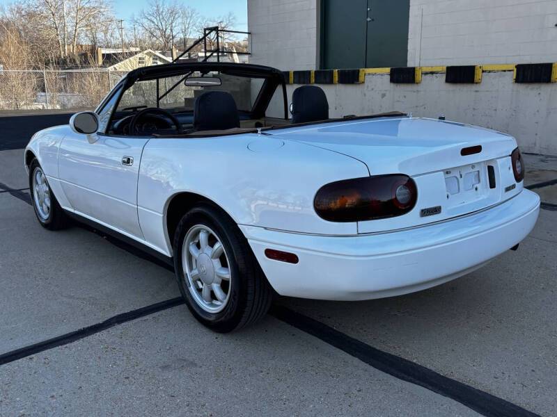 Mazda-mx-5-1993-4