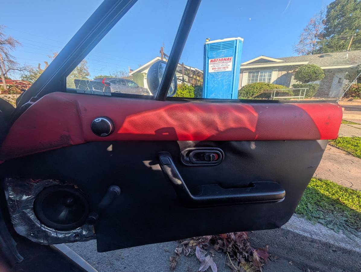 Mazda-mx-5-miata-1990-black-3