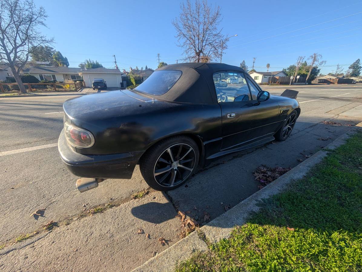 Mazda-mx-5-miata-1990-black-4