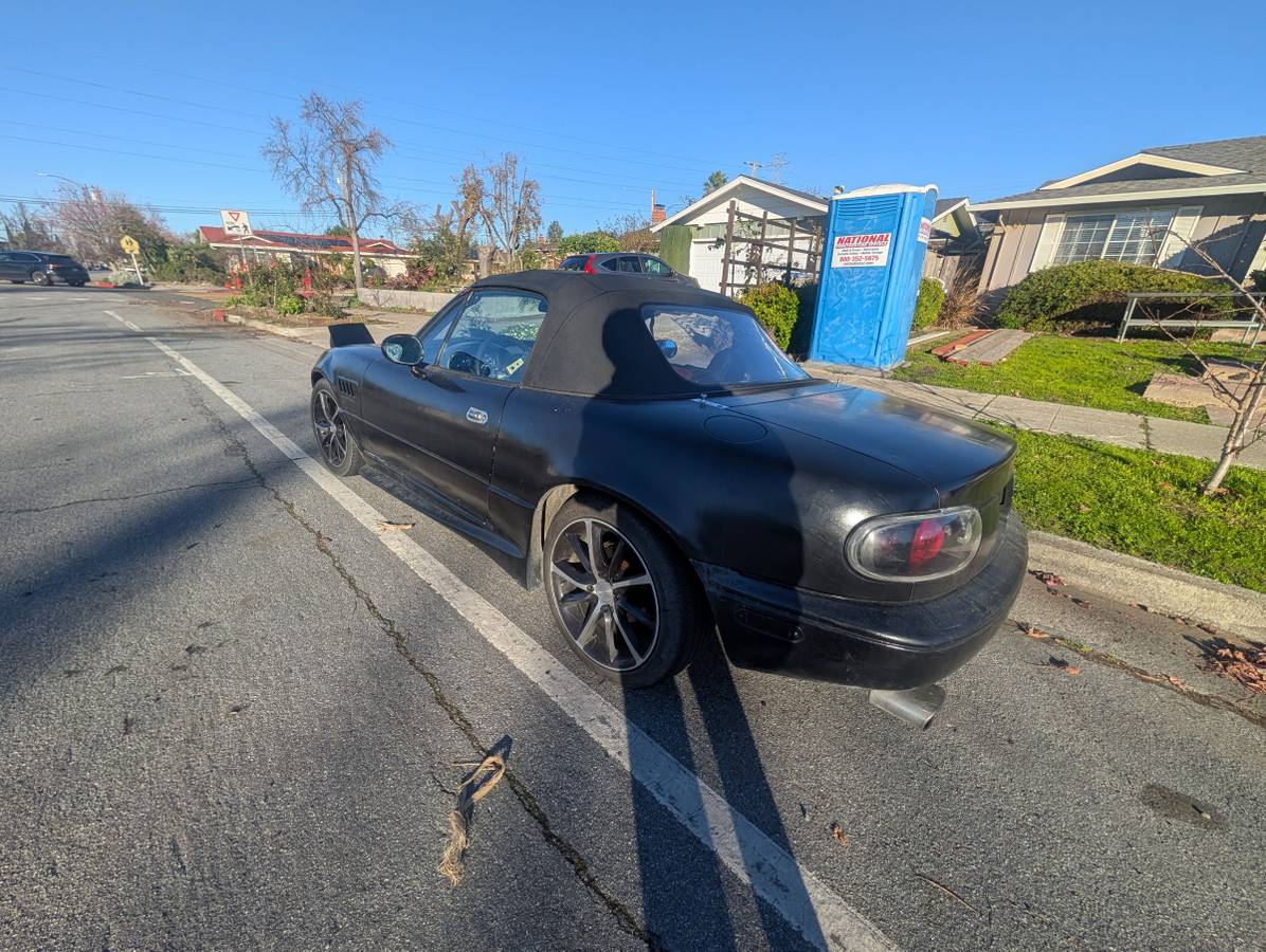 Mazda-mx-5-miata-1990-black-5