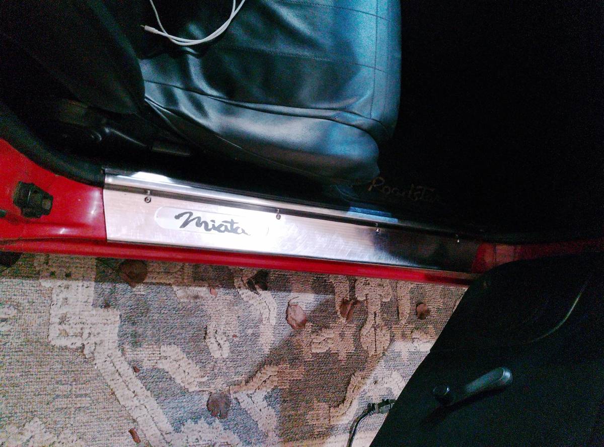 Mazda-mx-5-miata-1990-red-3