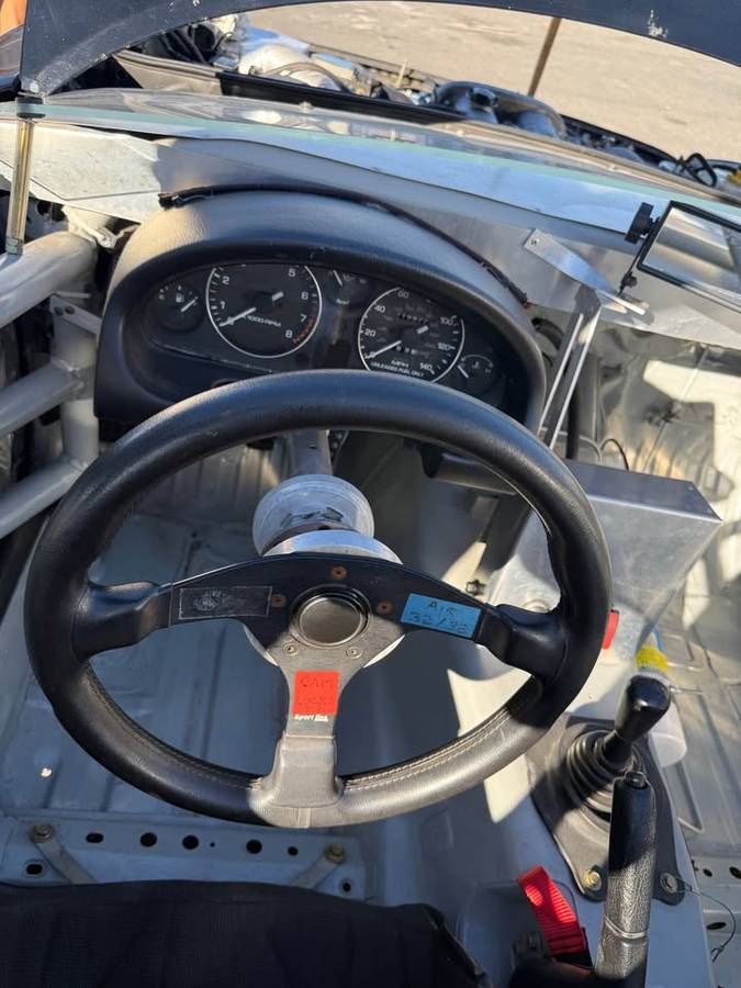 Mazda-mx-5-miata-1991-7