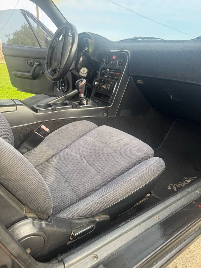 Mazda-mx-5-miata-1991-black-20