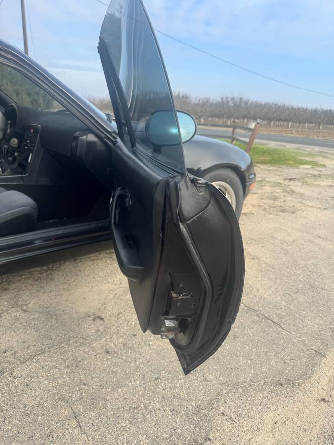 Mazda-mx-5-miata-1991-black-21