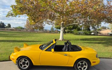 Mazda-mx-5-miata-1992-11