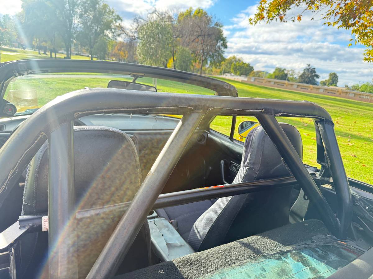 Mazda-mx-5-miata-1992-13