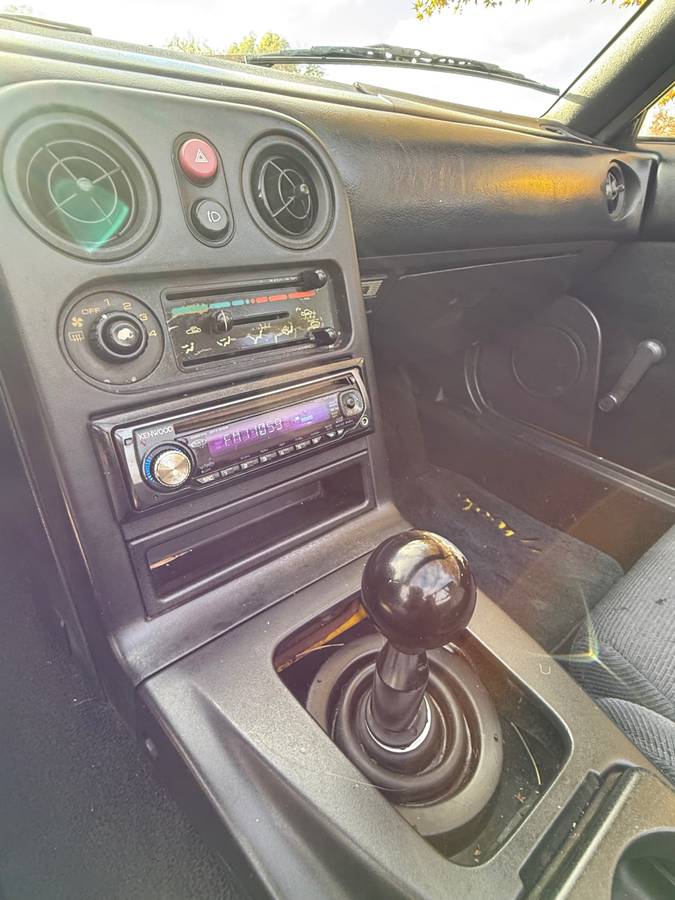 Mazda-mx-5-miata-1992-15