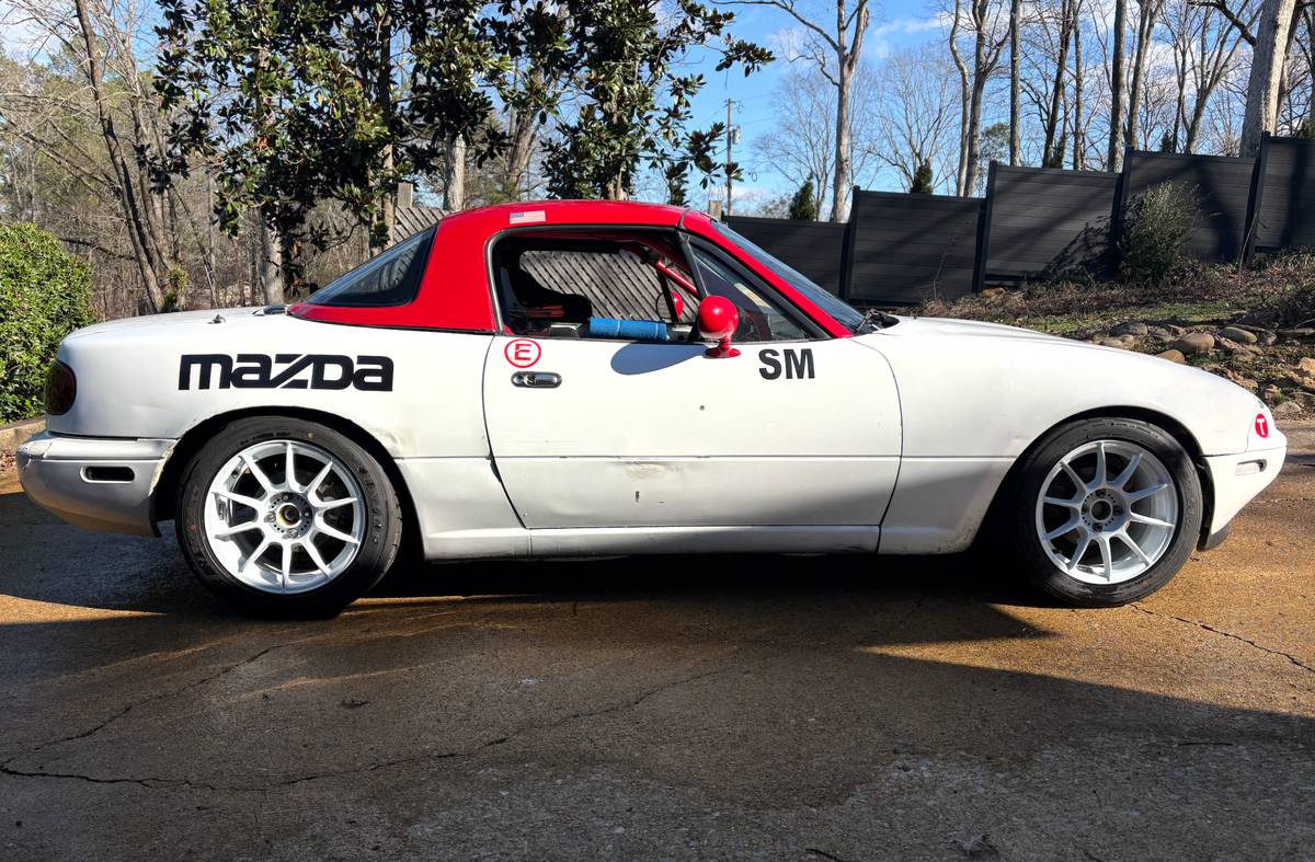 Mazda-mx-5-miata-1992-4