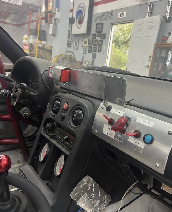 Mazda-mx-5-miata-1992-9