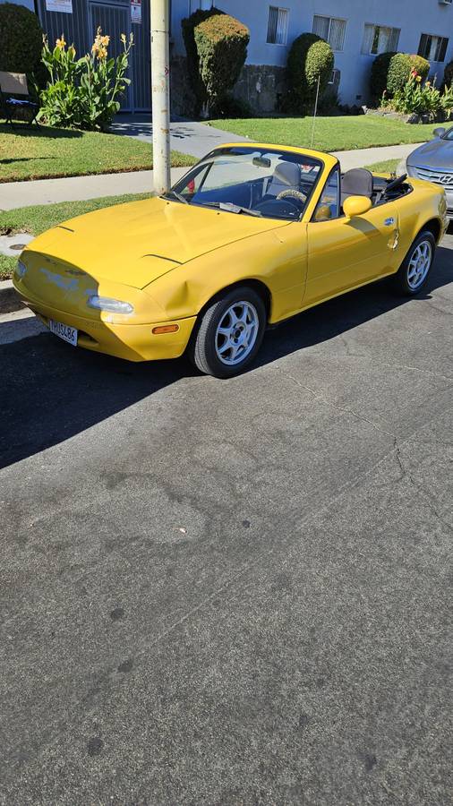 Mazda-mx-5-miata-1992-yellow-2