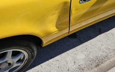 Mazda-mx-5-miata-1992-yellow-5