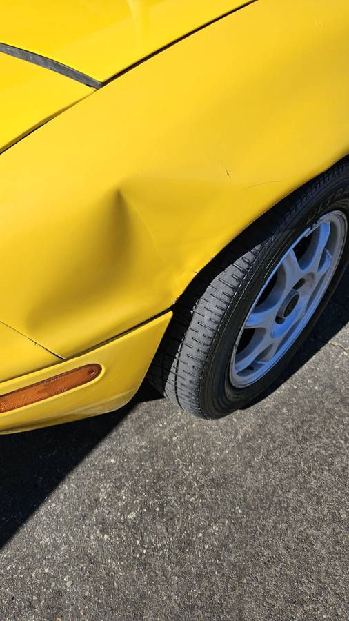 Mazda-mx-5-miata-1992-yellow-8