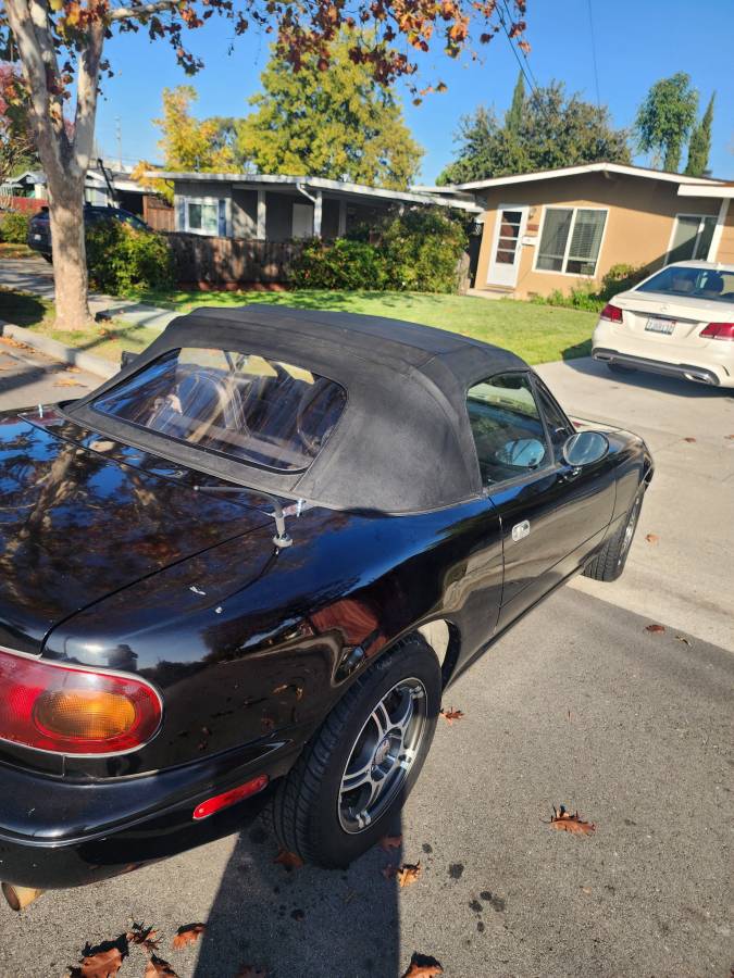 Mazda-mx-5-miata-1996-black-7