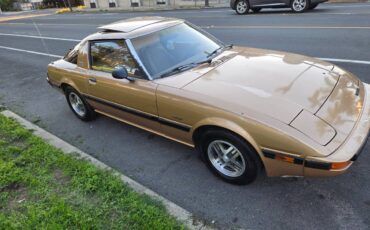 Mazda-rx-7-1982-3