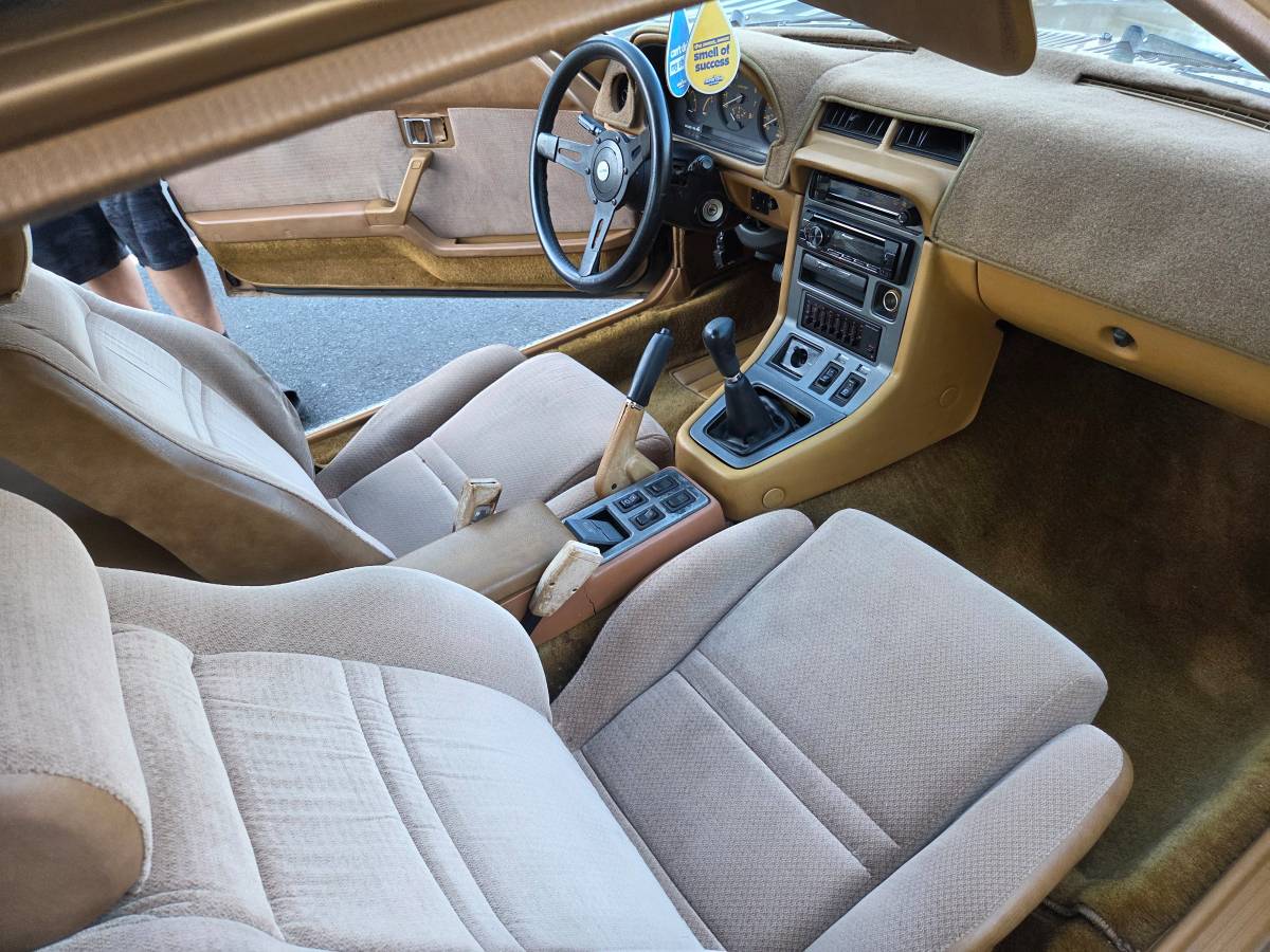 Mazda-rx-7-1982-5