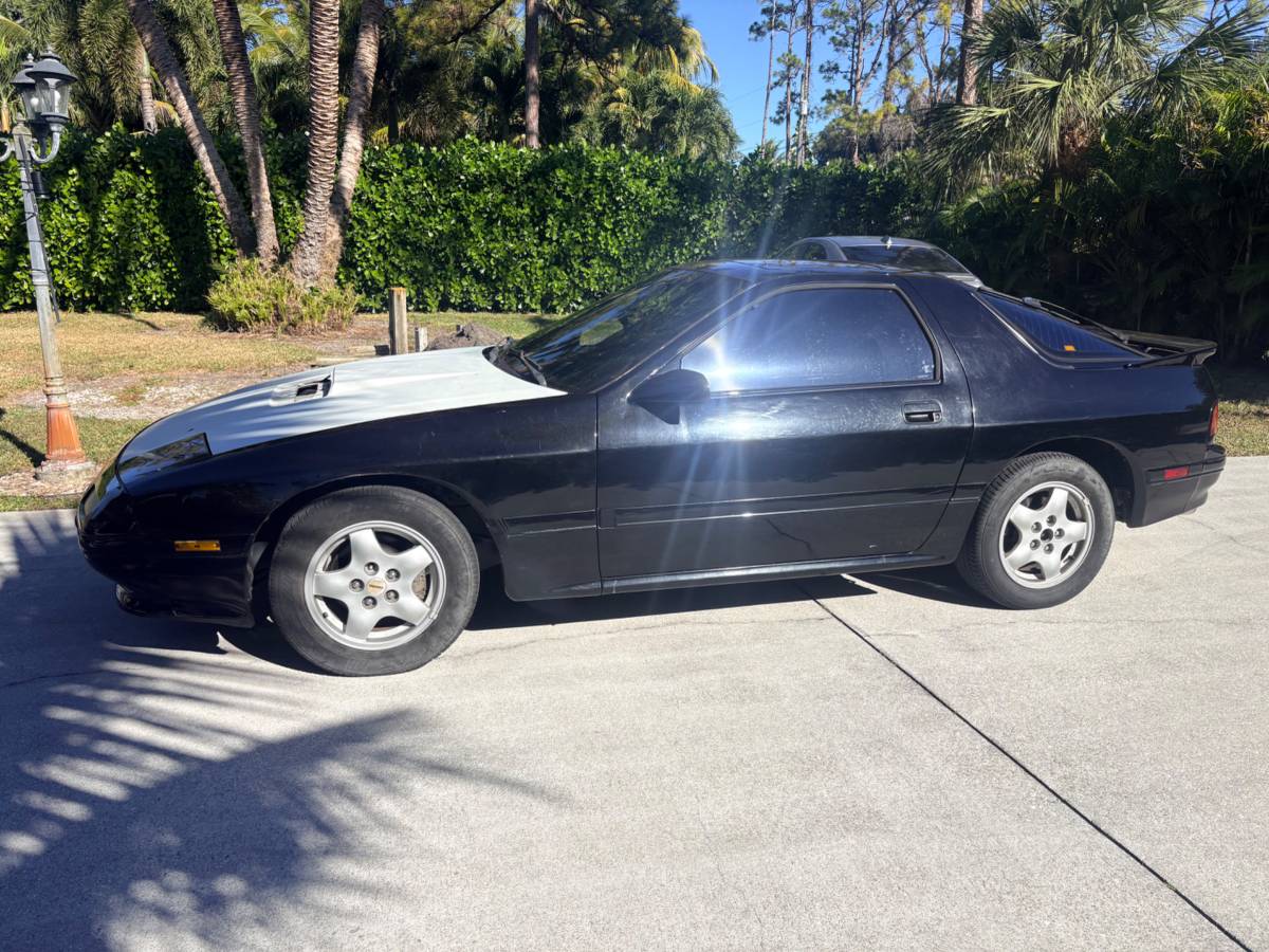 Mazda-rx-7-1991-black