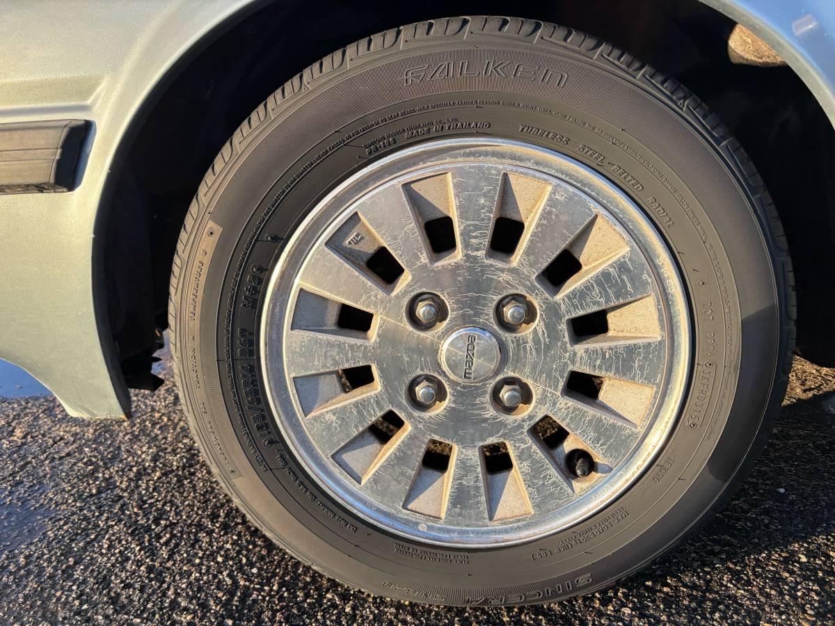 Mazda-rx7-1985-blue-3