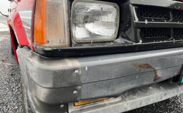 Mazda-se-5-pick-up-1986-red-3