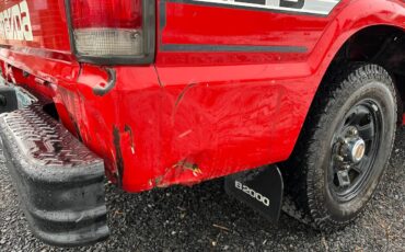 Mazda-se-5-pick-up-1986-red-4