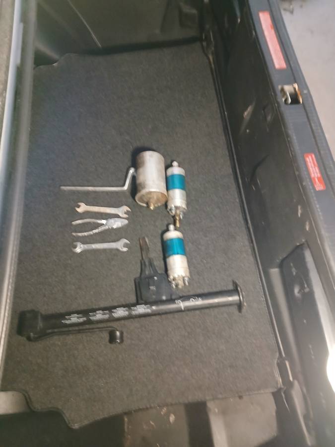 Mercedes-109-2.6-1992-11