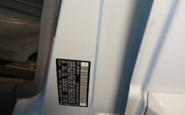 Mercedes-109-2.6-1992-9