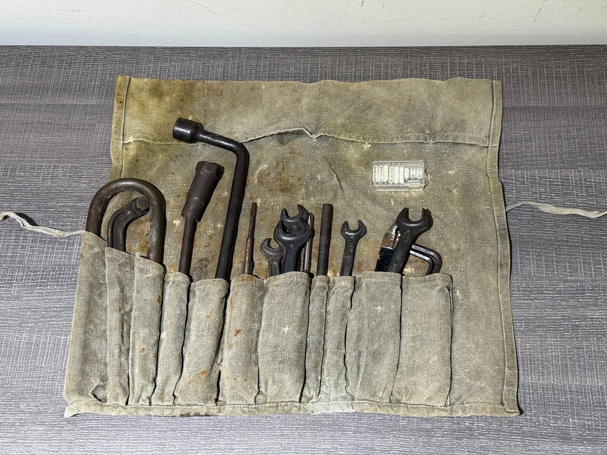 Mercedes-190sl-1962-red-3