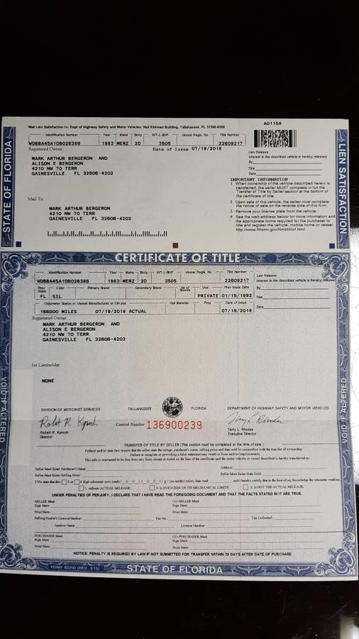 Mercedes-1983-blue-3