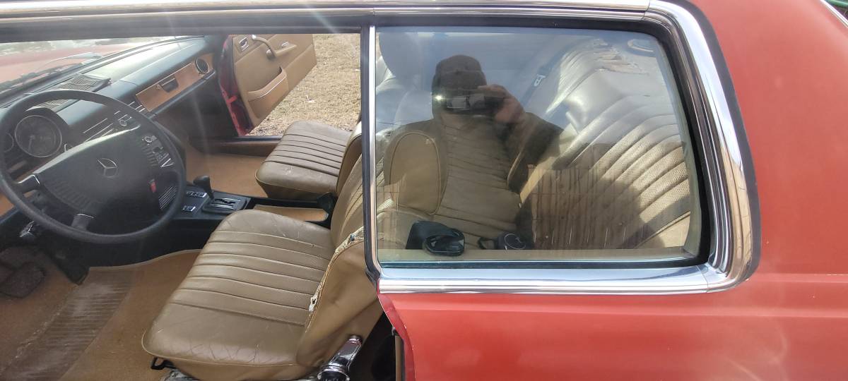 Mercedes-280c-1974-15