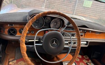 Mercedes-280se-1973-11