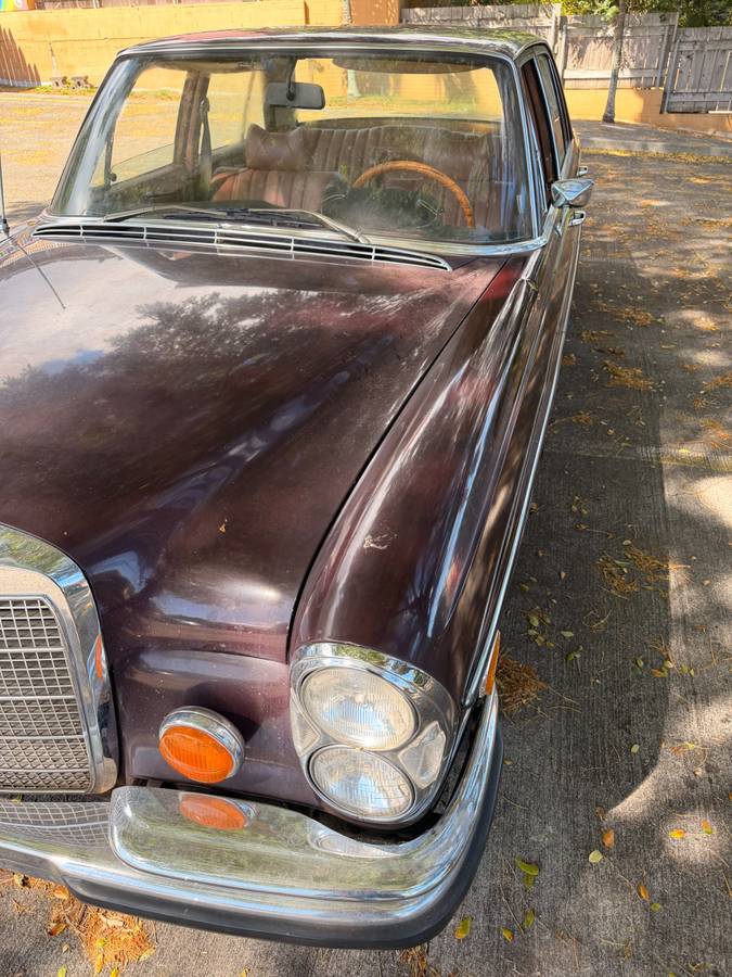 Mercedes-280se-1973-12