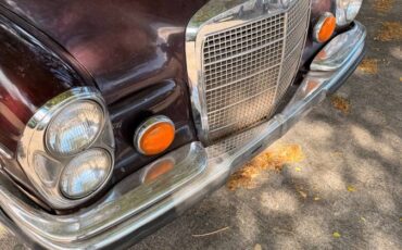 Mercedes-280se-1973-5