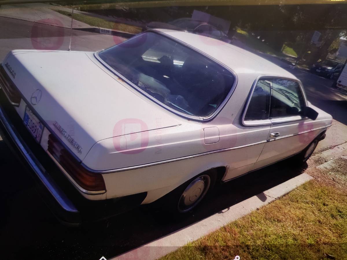 Mercedes-300cd-turbo-diesel-1982-white-2