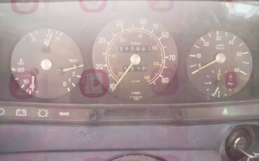 Mercedes-300cd-turbo-diesel-1982-white-5