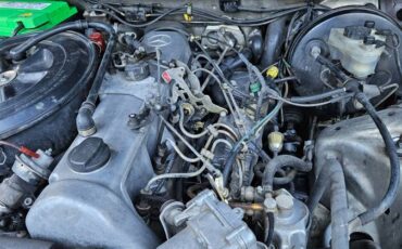 Mercedes-300d-diesel-1984-silver