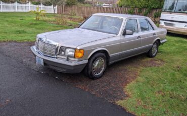 Mercedes-300se-1991-custom-1