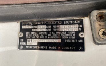 Mercedes-380sl-convertible-1981-white-2