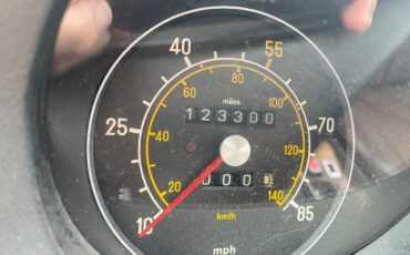 Mercedes-380sl-convertible-1981-white-7