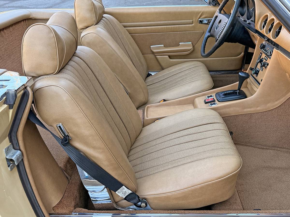 Mercedes-450sl-1974-21
