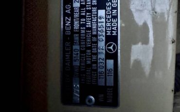 Mercedes-benz-116-1975-yellow-3