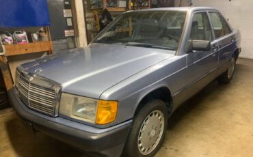 Mercedes-benz-190e-1991