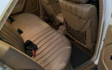 Mercedes-benz-190e-1991-yellow-5